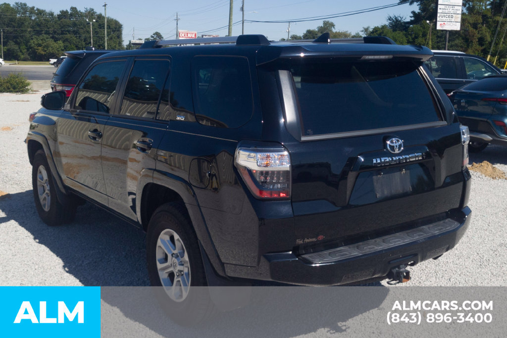 Used 2021 Toyota 4Runner SR5 Premium w/ Moonroof Package AWD/4WD image 17