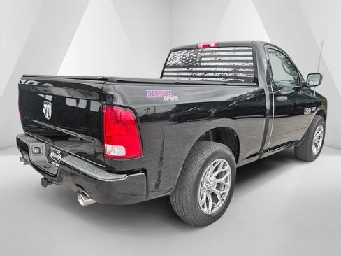 Used 2015 RAM 1500 Express RWD image 7