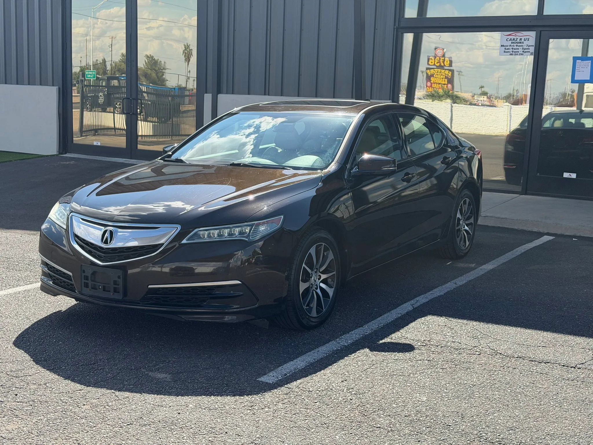 Used 2017 Acura TLX w/ Technology Package FWD image 1