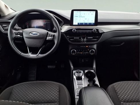 Certified 2024 Ford Escape Active w/ Cold Weather Package FWD image 12