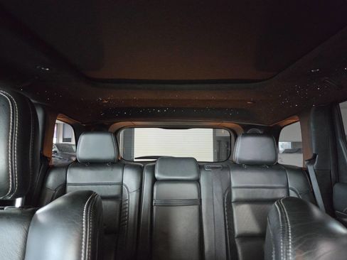 Used 2017 Jeep Grand Cherokee SRT image 35