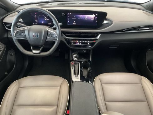 Used 2025 Buick Envista Avenir FWD image 17