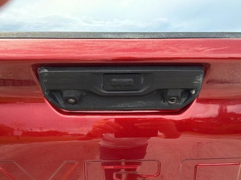 Used 2022 Chevrolet Silverado 2500 LT w/ Convenience Package AWD/4WD image 5