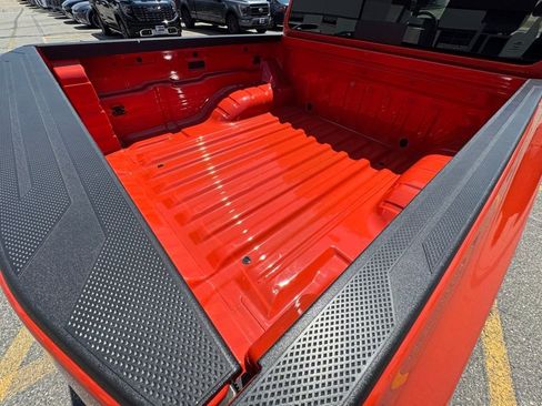 Used 2025 Nissan Frontier PRO-4X image 34