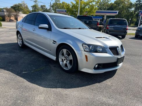 Used 2009 Pontiac G8 GT w/ Premium Package image 3