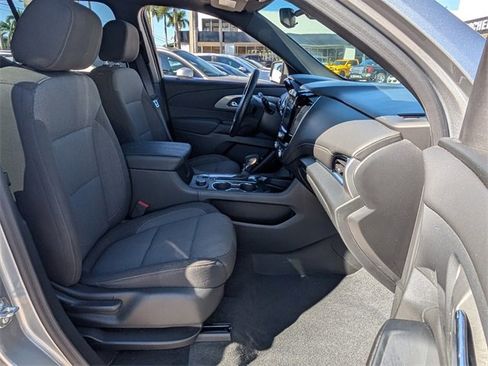 Certified 2023 Chevrolet Traverse LT image 16