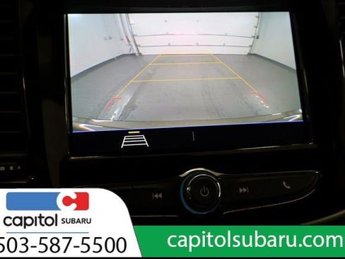 Used 2022 Chevrolet Trax LT w/ LT Convenience Package image 27