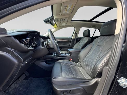 Used 2023 Buick Envision Avenir AWD/4WD image 18