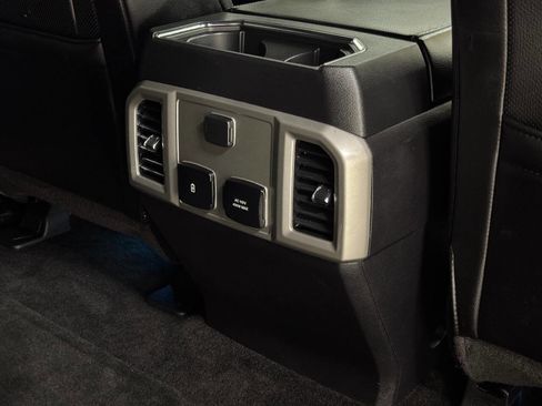 Used 2017 Ford F150 Lariat image 40