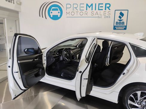 Used 2017 Honda Civic EX image 28