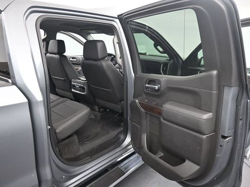 Used 2019 GMC Sierra 1500 SLT w/ SLT Premium Package AWD/4WD image 29
