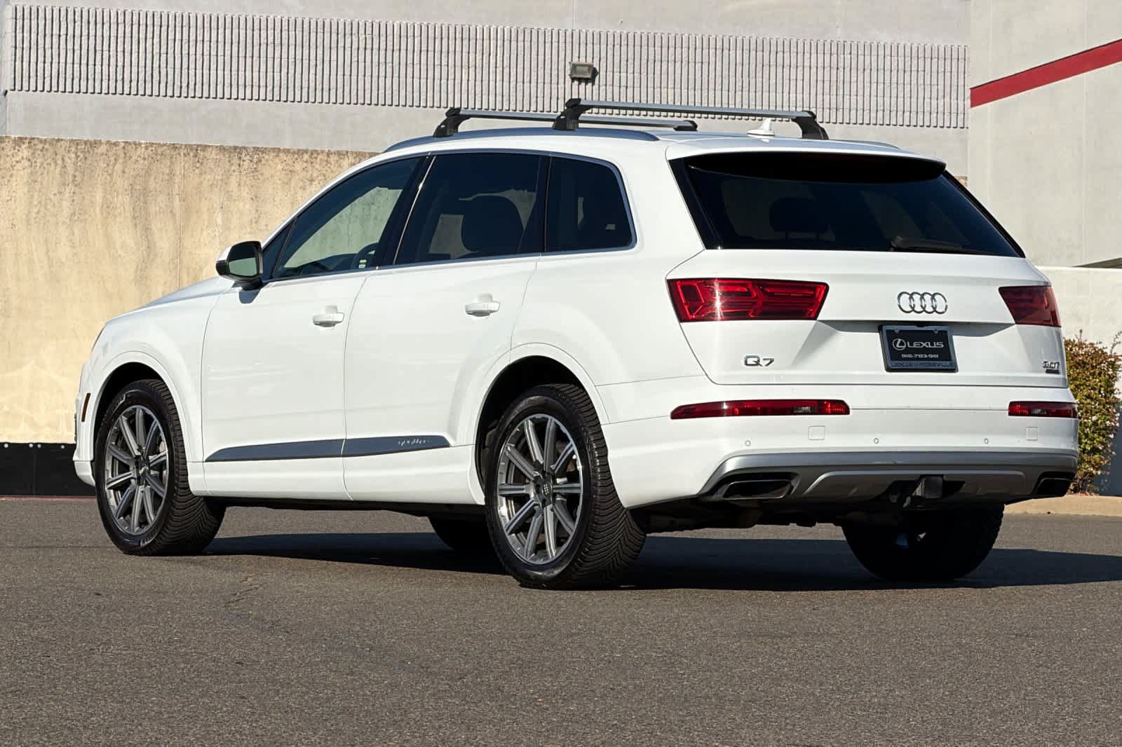 Used 2018 Audi Q7 3.0T Premium Plus AWD/4WD image 7