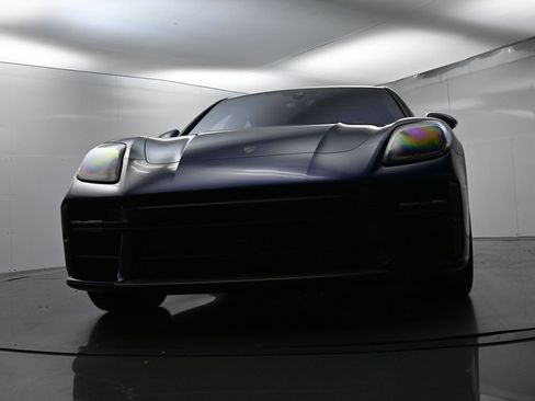 Used 2025 Porsche Panamera Turbo image 59