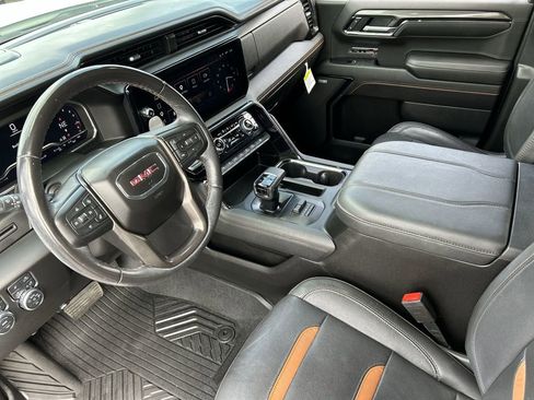 Used 2023 GMC Sierra 1500 AT4 AWD/4WD image 10