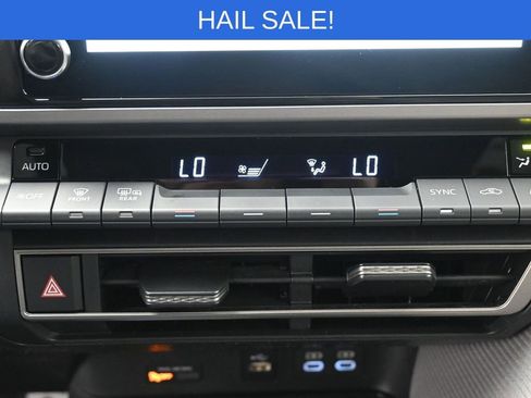 Certified 2025 Toyota Camry SE w/ Convenience Package image 21