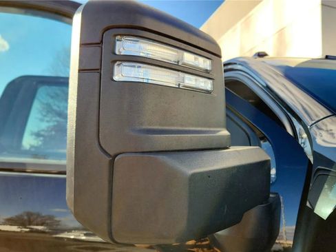 Used 2024 Chevrolet Silverado 2500 Custom w/ Custom Value Package image 14