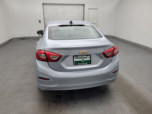 Used 2017 Chevrolet Cruze LS image 6
