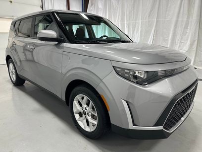 Used 2024 Kia Soul LX w/ Option Group 015