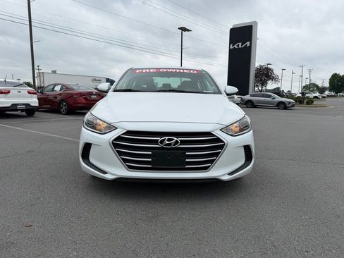 Used 2018 Hyundai Elantra SEL FWD image 2