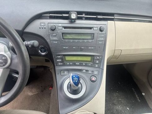 Used 2011 Toyota Prius Two FWD image 5
