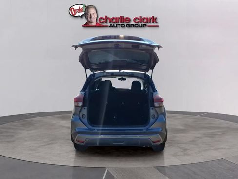 Used 2024 Nissan Kicks SV FWD image 9