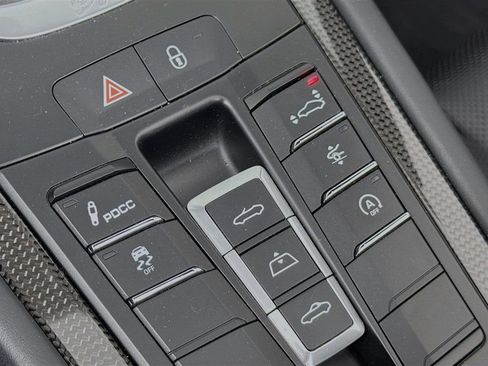 Certified 2017 Porsche 911 Turbo S image 23