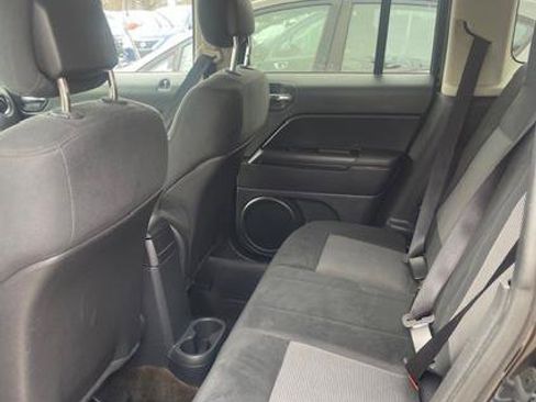 Used 2013 Jeep Patriot Latitude w/ Sun/Sound Group image 7