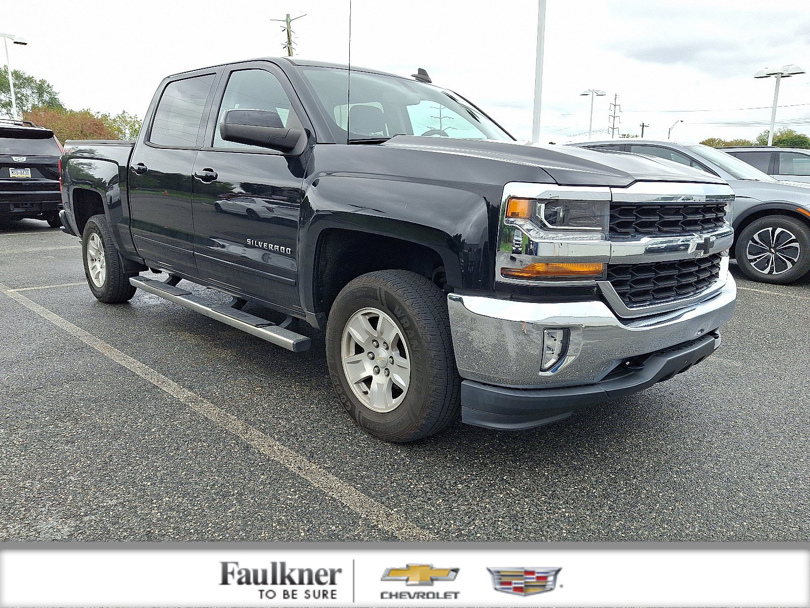 Used 2018 Chevrolet Silverado 1500 LT w/ All Star Edition AWD/4WD image 1