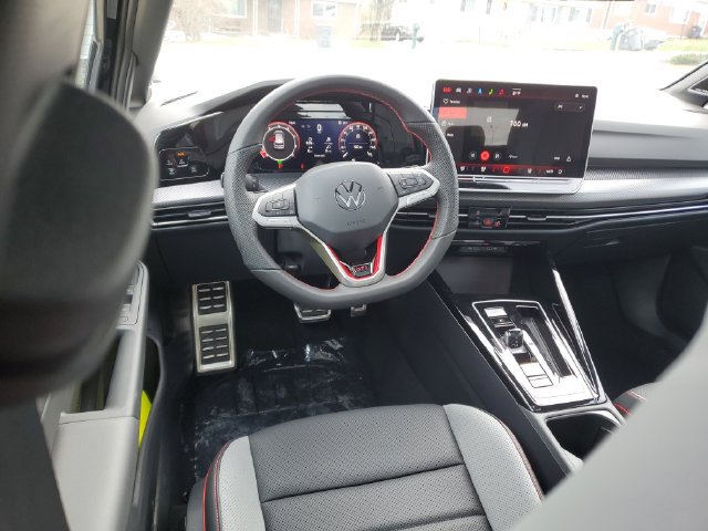 New 2026 Volkswagen GTI SE FWD image 10