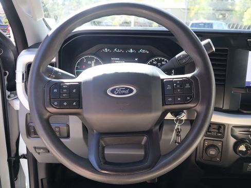 Used 2024 Ford F350 XLT image 43