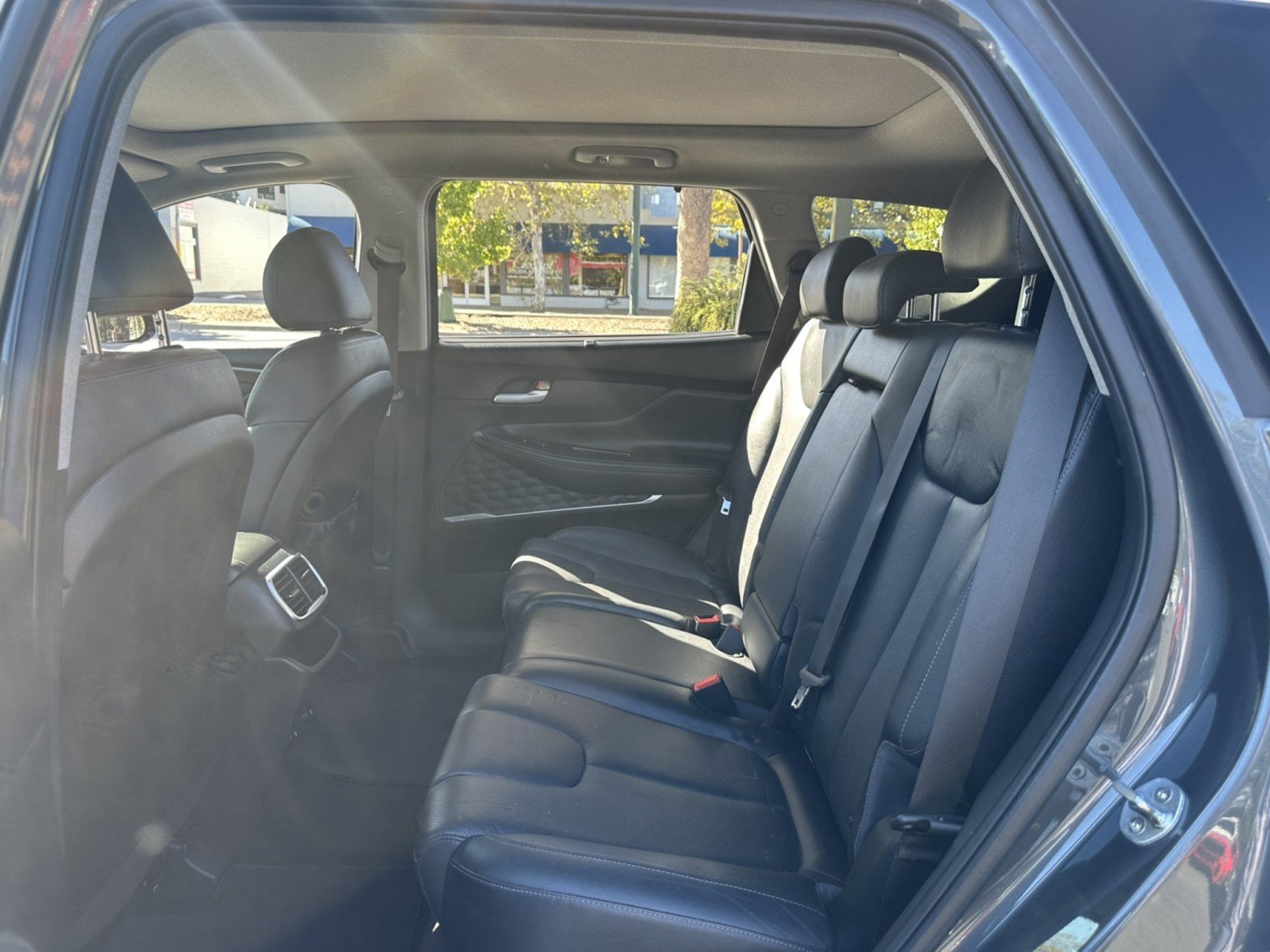 Used 2020 Hyundai Santa Fe Limited AWD/4WD image 22