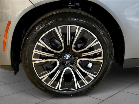 Used 2026 BMW X3 xDrive30i w/ Premium Package AWD/4WD image 11
