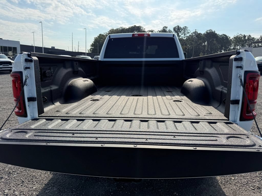 New 2027 RAM 3500 Tradesman w/ Chrome Appearance Group A AWD/4WD image 20