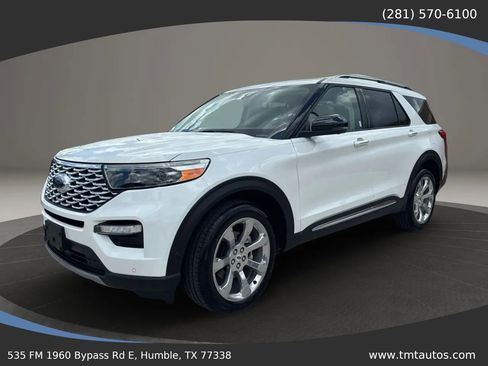 Used 2020 Ford Explorer Platinum w/ Premium Technology Package AWD/4WD image 3