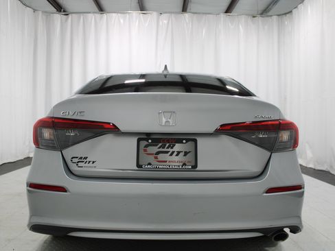 Used 2022 Honda Civic Sport image 7