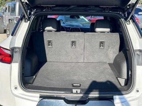 Used 2022 Chevrolet Blazer RS w/ Enhanced Convenience Package image 14