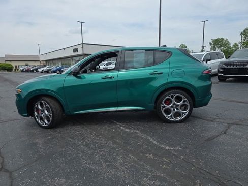 Used 2025 Alfa Romeo Tonale Tributo Italiano AWD/4WD image 3