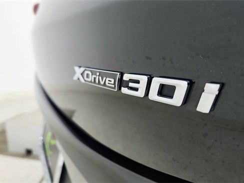 Used 2025 BMW X4 xDrive30i image 19