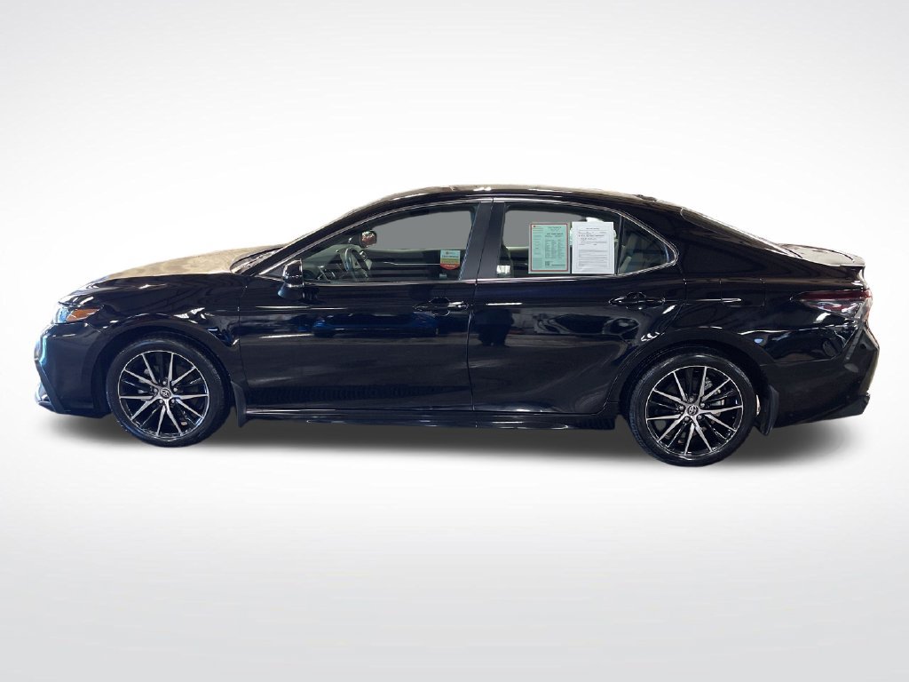 Certified 2024 Toyota Camry SE w/ Cold Weather Package AWD/4WD image 2