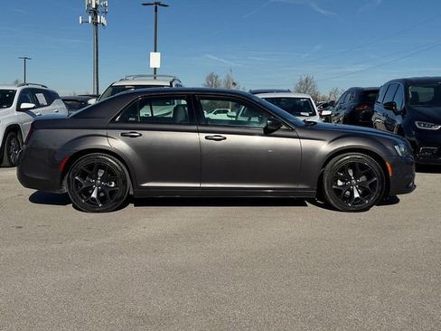 Used 2023 Chrysler 300 S image 2