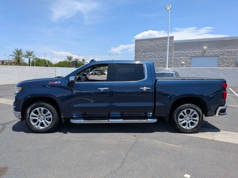 Used 2022 Chevrolet Silverado 1500 LTZ w/ LTZ Premium Package AWD/4WD image 8