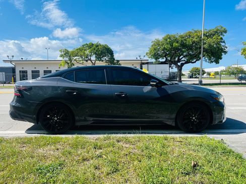 Used 2021 Nissan Maxima Platinum w/ 40th Anniversary Package FWD image 6