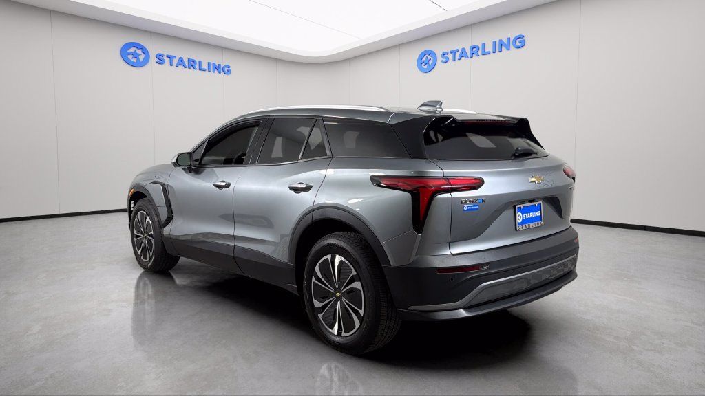 Used 2024 Chevrolet Blazer EV LT AWD/4WD image 6
