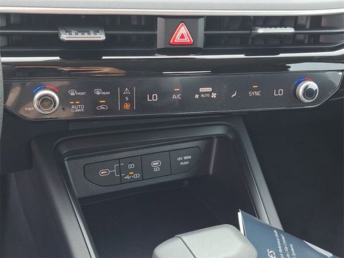 New 2026 Kia K5 LXS image 40