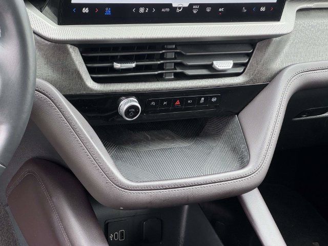 Used 2026 Ford Explorer Platinum AWD/4WD image 16