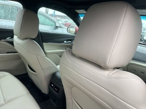 Certified 2021 Cadillac CT4 Luxury w/ Sun And Sound Package image 15