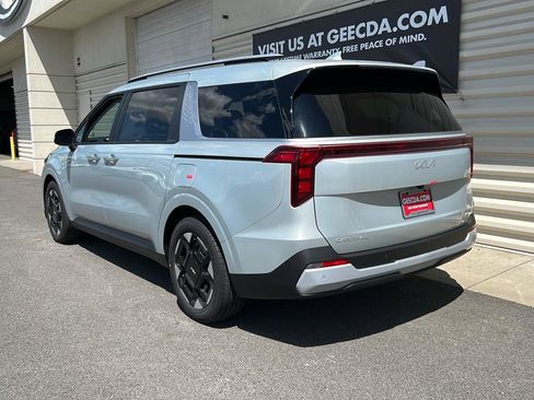 New 2026 Kia Carnival EX image 6