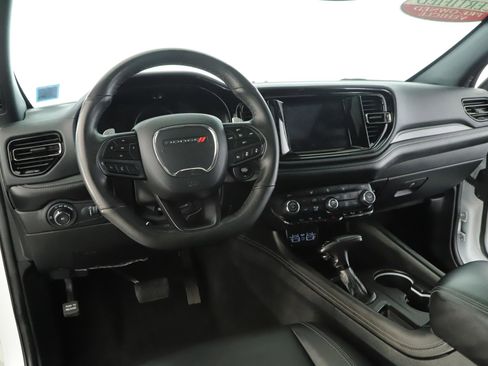 Used 2022 Dodge Durango GT image 2