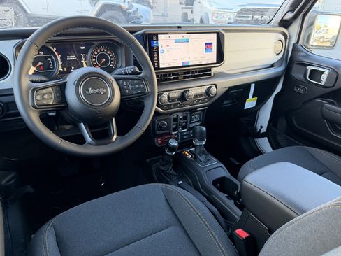 New 2026 Jeep Gladiator Willys image 31