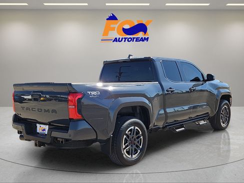 Used 2024 Toyota Tacoma TRD Sport w/ TRD Sport Upgrade Package AWD/4WD image 4